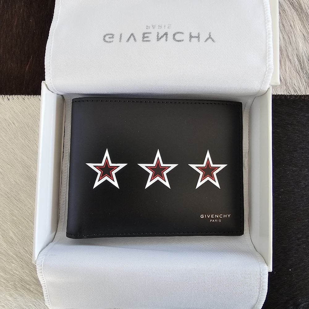 NWT! Authentic Givenchy Leather Wallet